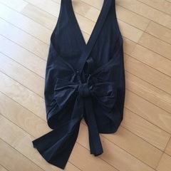 Tuxedo-style party dressの画像