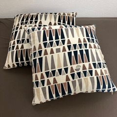 IKEA クッション2個【19日まで】