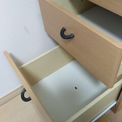 お譲り先決まりました☆机の付属の引き出し♪の画像