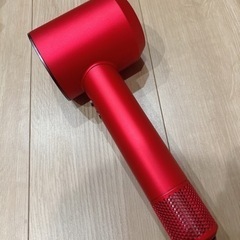 【未使用】dyson ヘアドライヤー HD08 レッド ダイソンの画像