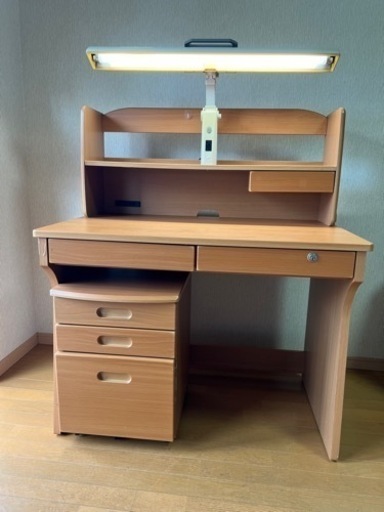 勉強机になります美品✨