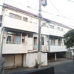 コスモシティ205号室　契約金9万円パックでのご紹介です。