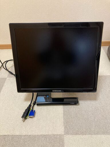 液晶ディスプレイ