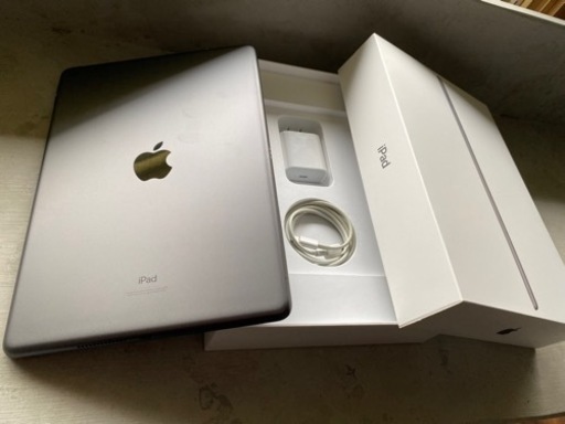 【美品】iPad 第9世代 10.2インチ - 2021 - WiFi - 64GB - スペースグレイ