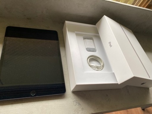 【美品】iPad 第9世代 10.2インチ - 2021 - WiFi - 64GB - スペースグレイ
