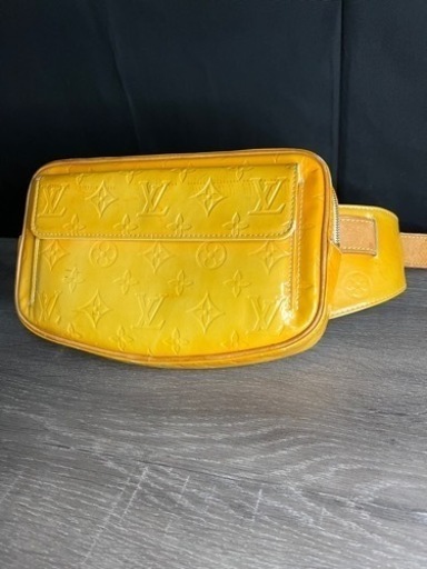 ルイビトンウエストポーチ