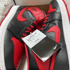 新品 ナイキ エア ジョーダン 1 ミッド　26センチ