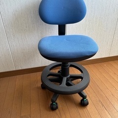 椅子１つですがあげます。