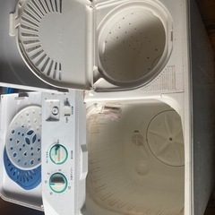 アクア 二槽式洗濯機 蓋ありません。の画像