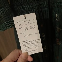 レース　チュール　ワンピースの画像