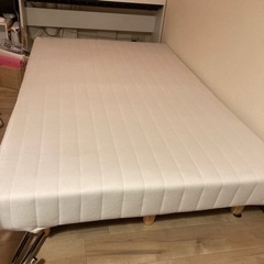 セミダブルベッドの画像