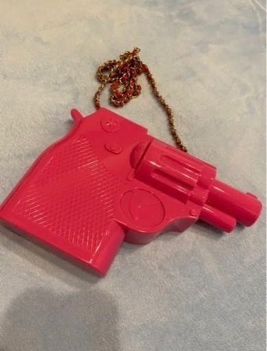 ピストル　拳銃型　プラスチックバック