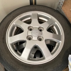 ダイハツ純正ホイールとタイヤセット