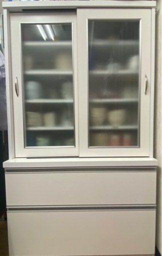 食器棚、サイドボード2点で値引きします❗️