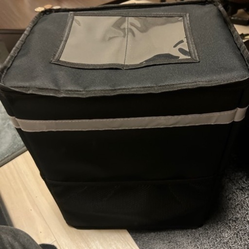 Uber eats用カバン