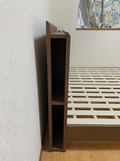 ニトリ すのこダブルベッド 充電器、収納付き