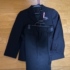 男子スーツの画像