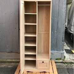 収納付きハンガーラックの画像