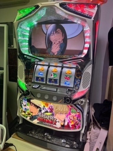 パチスロ　TIGER&BUNNY 山佐　スロット　実機　コイン不要機あり