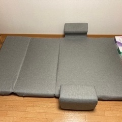 【契約済】2021年アマゾンで購入 ソファーベットコリコ2人掛けタスクグレーの画像