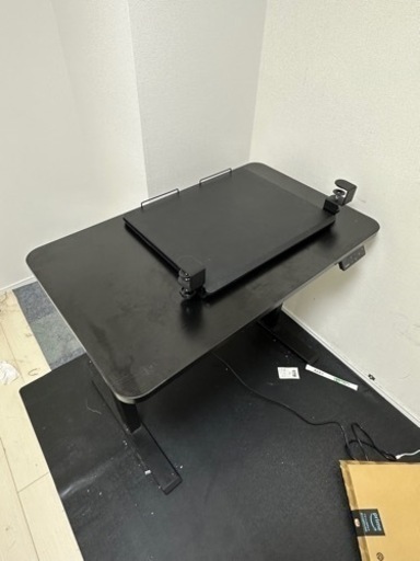 昇降デスク+後付きキーボードスライド