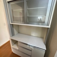 ニトリ　食器棚　キッチンボード