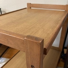 キャスター付き　ワゴン　荷物起きの画像
