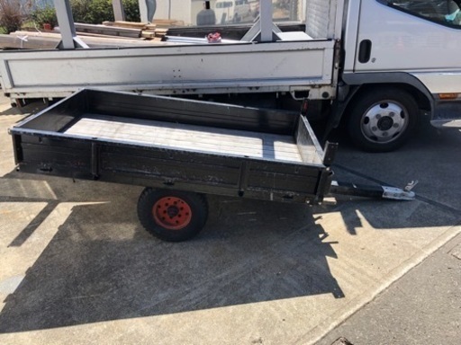 貨物　トレーラー