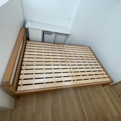 セミダブルベッド