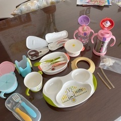 幼児用　器、水筒