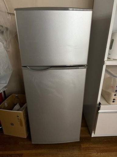シャープ　冷蔵庫 単身　二人暮らし