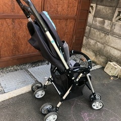ピジョン　ベビーカー　両面対応の画像