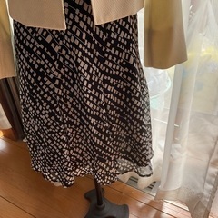 参観日にいかが？　スカートスーツ　お譲りいたします　早い者勝ちの画像