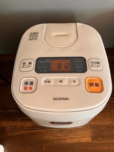 アイリスオーヤマ　炊飯器　　2018年製