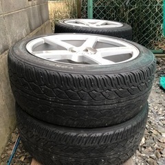 ヨコハマタイヤ　ハリヤー　20インチの画像