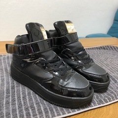 スニーカーの画像