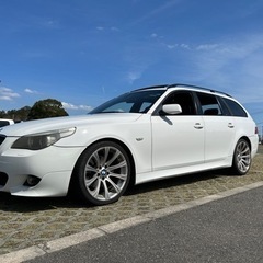 ☆激安売り切り！　BMW E61 中期型５２５Iツーリング　５シリーズワゴン　ハイラインパッケージ　純正OP多数！　 ５シリーズ（ＢＭＷ）５２５ｉツーリング（2004年6月）｜カタログから
