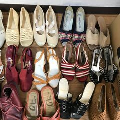 靴（婦人物）多数の画像