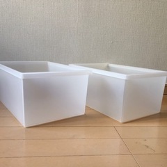 収納ケース 二つ 100円の画像