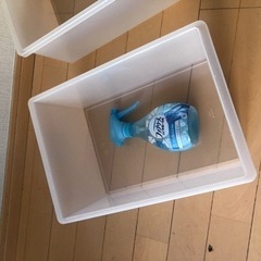 収納ケース 二つ 100円の画像
