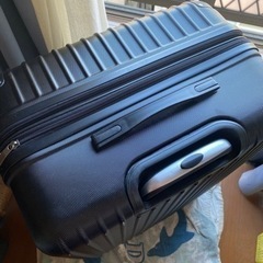中古　大型スーツケース　ブラックの画像
