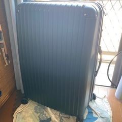 中古　大型スーツケース　ブラック