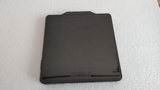 BUFFALO外付け DVDドライブDVSM-PC58U2VC