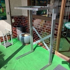 衣類乾燥機用のステンレス台