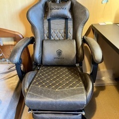美品　Dowinxゲーミングチェア譲ります