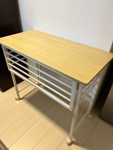 キャスター付きパタパタ机