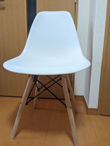 【美品】北欧風シンプルシェル型チェア