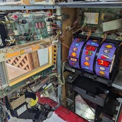 パチスロ実機 初代 北斗の拳（ケンシロウ） コイン不要機 ID：126-011913-007の画像