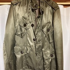 スラップショットのミリタリージャケット