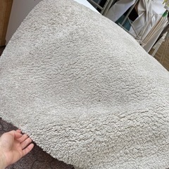 IKEA(イケア) ADUM ラグ パイル長 オフホワイト の画像